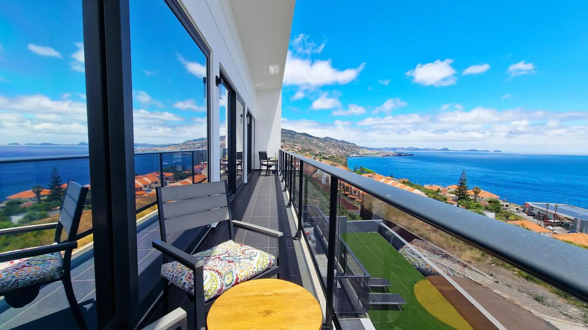 Azure Serenity Villa By Lovelystay Santa Cruz